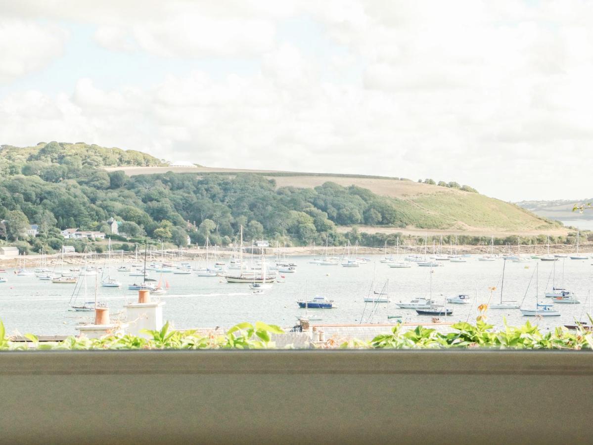 Through The Porthole Villa Falmouth Exterior photo